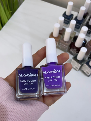 مناكير بنفسجي