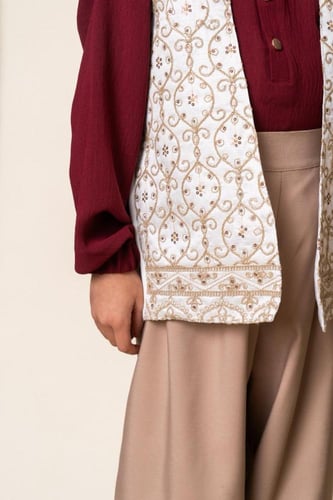 بدلة قرقيعان مطرزة من سنة الى 8 سنوات