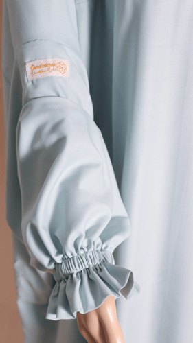 طقم صلاة فاخر .. سجادة مخملية مع لباس نص كلوش