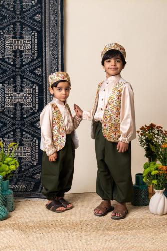 بدلة قرقيعان من سنة إلى 5 سنوات