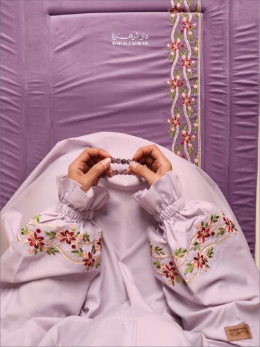 طقم صلاة .. سجادة مخملية مع لباس نص كلوش