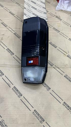 اصطب خلفي جيب ربع جهت المعاون اصلي 17-25