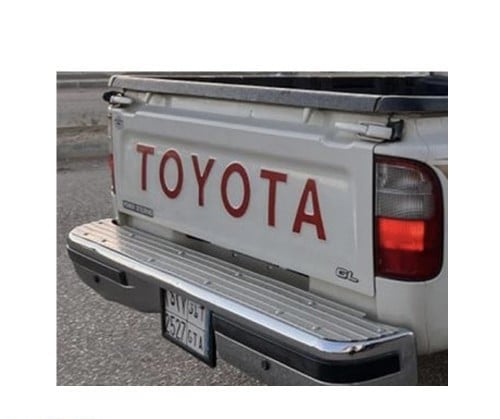 كتابه تايوتا باب صندوق هايلكس 98-2005طبق الوكاله ض...