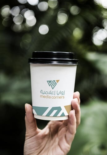 كوب قهوة ورقي