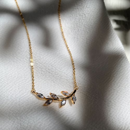 سلسال ورقة مطلي