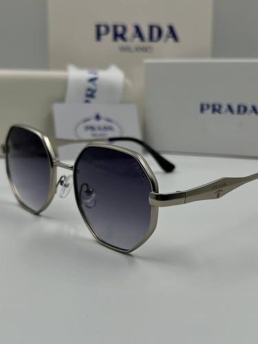نظارات برادا PRADA