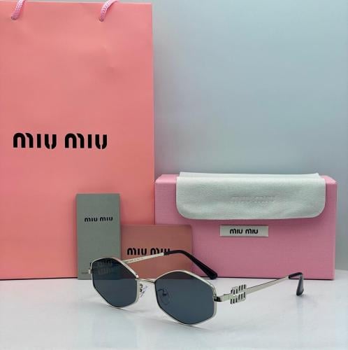 نظارات ميو ميو Miu Miu