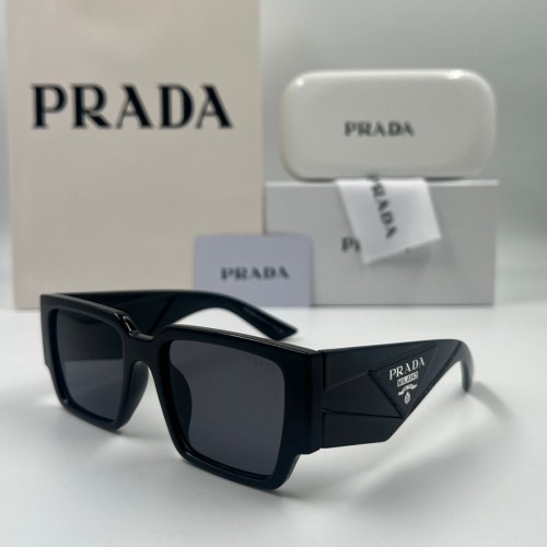 نظارات برادا PRADA