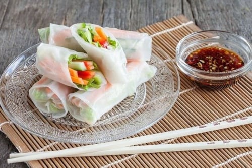 ورق الارز 300g -(اكثر من 50 ورقه)- khum Yuy