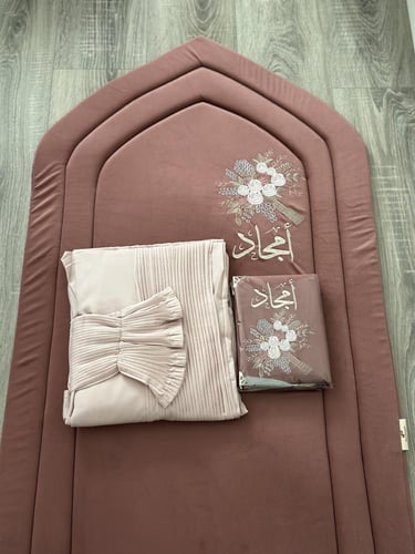 طقم الباليسية - باقة ورد