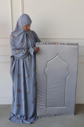 طقم شيري - ثلجي