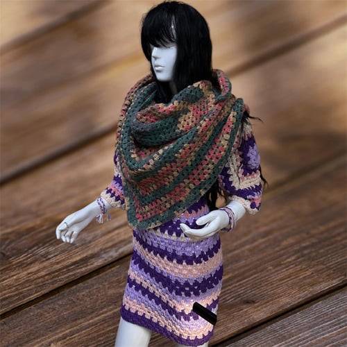 شال مثلث نسائي