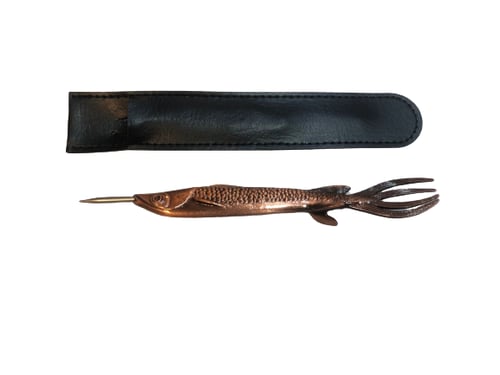 شوكة & خرامة Fish Fork & Puncher