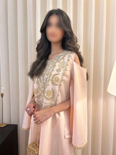 جلابيه كلوش مع اكمام كلوش