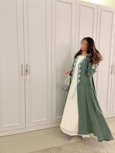 عباية حرير مغسول طبيعي بشك يدوي