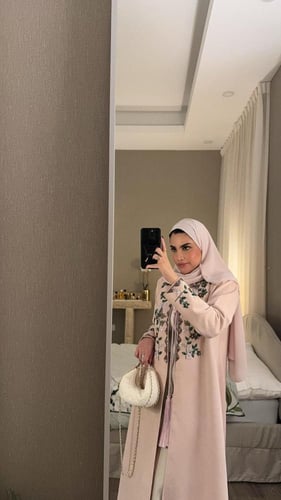 عباية بخامتين و شك يدوي