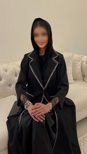 عباية رسميه مع سوارفسكي