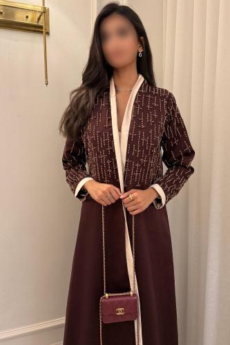 عبايه تفته مزينه بسوارفسكي