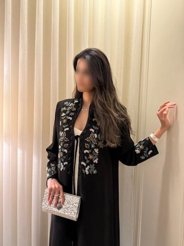 عباية بخامتين و شك يدوي