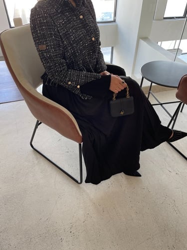 عباية شانيل مع بلسيه