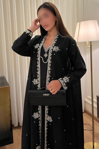 تصميم مكون من قطعتين