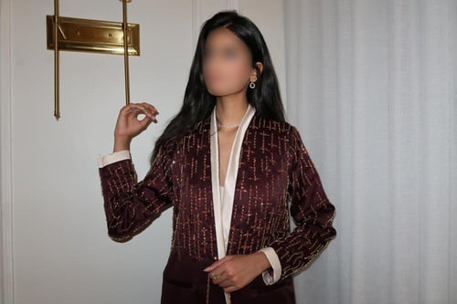 عبايه تفته مزينه بسوارفسكي