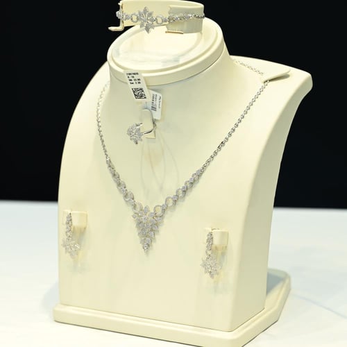 طقم شبكه ذهب ابيض لازوردي نجوم