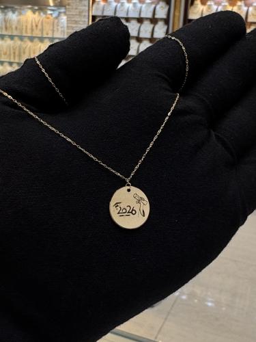 Gold chain, graduation, circular