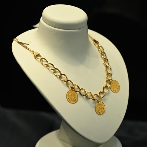 مزنط ذهب جنزير جنيهات