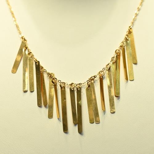 شوكر ذهب البيانو