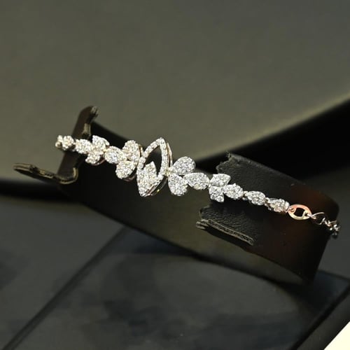 طقم ذهب غصون ابيض