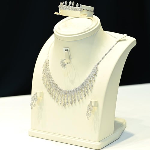 طقم ذهب ابيض ندى