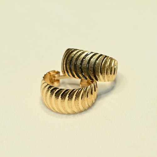 حلق ذهب مقلم دائري