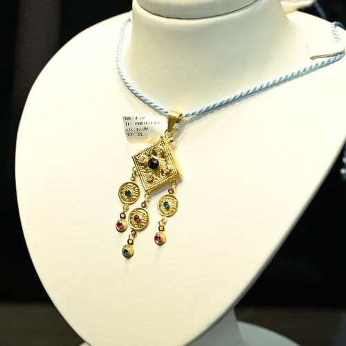 تعليقة ذهب شعبية