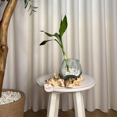 #18 خشب طبيعي مع زجاج مُنصهر