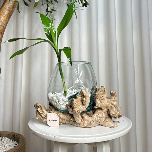 خشب طبيعي مع زجاج مُنصهر