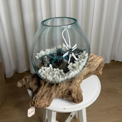 خشب طبيعي مع زجاج مُنصهر