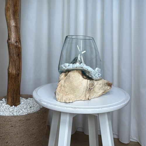 خشب طبيعي مع زجاج مُنصهر