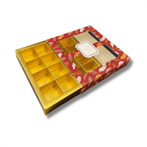 علب حلويات مقسم