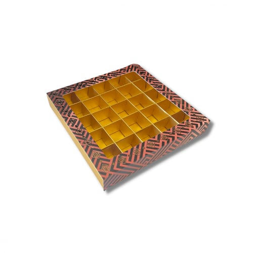 علب شوكلاته مقسمة