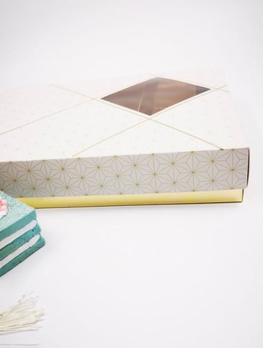 بوكس مقسم ذهبي