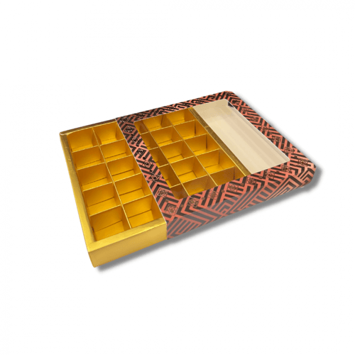 علب شوكلاته مقسمة