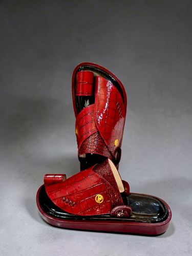 حذاء شرقي_ صناعة وطنية لماع