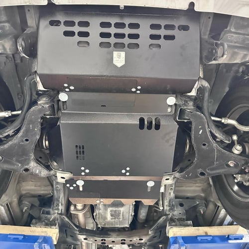 صاجة متسوبيشي مونتيرو ، L200