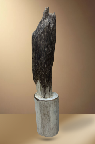 قطعة عود فتنامي حقيقي لديكور الوزن 666 جرام