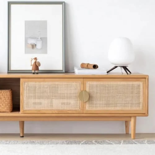 طاولة تلفاز بنمط بوهيمي