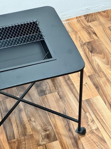 منقل حديد مربع