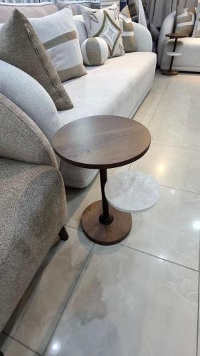 طقم طاولات من 7 قطع ذات جودة عالية - خدمة دائرية