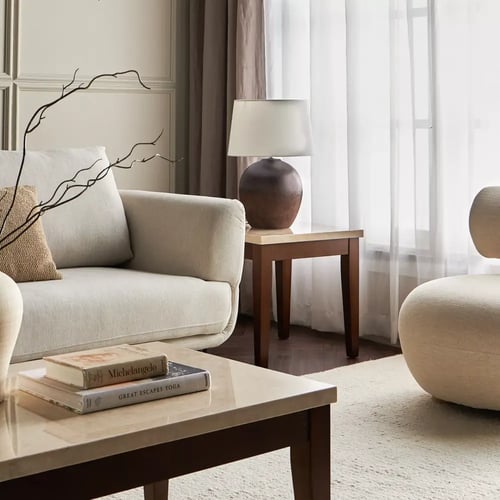 طاولة خشبية جانبية بسطح رخام