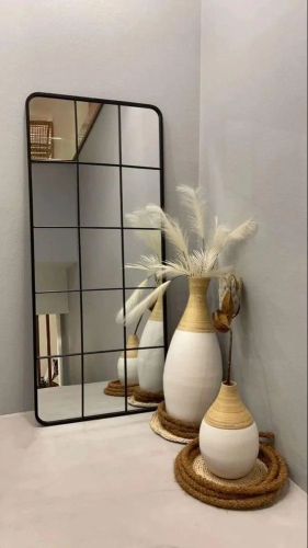 مرايه بتصميم عصري وانيق